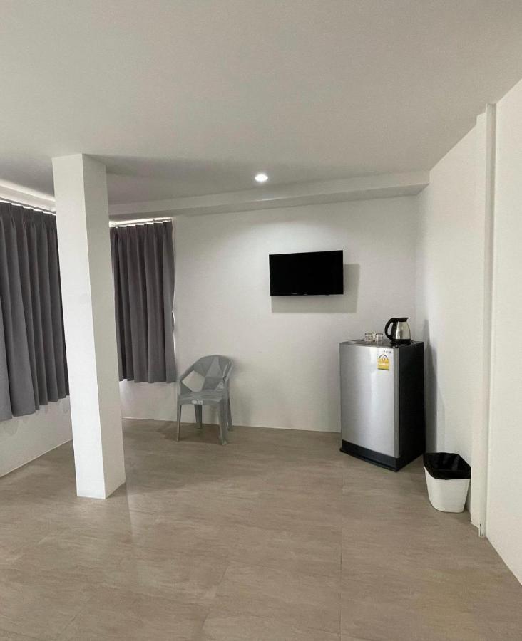 Phuket Muay Thai Hotel Rawai Beach Экстерьер фото